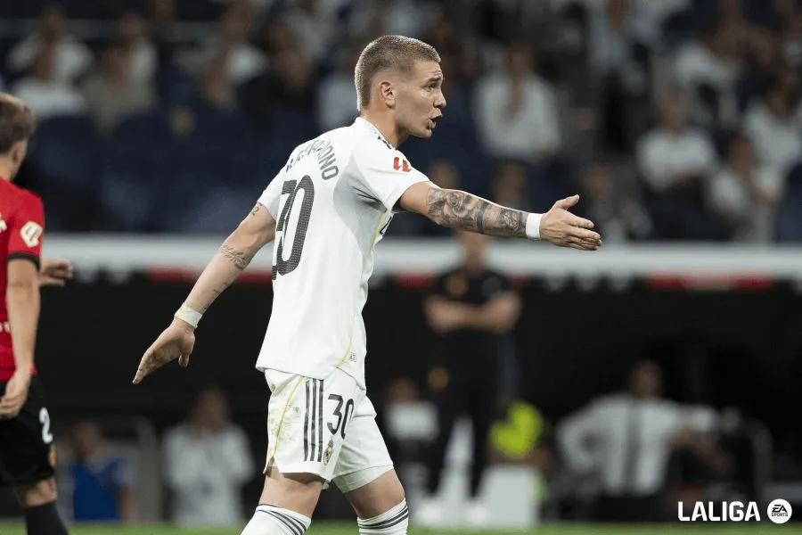 华体会赛事-马斯坦托诺本场数据：3次射门，2次射正，对抗4胜2